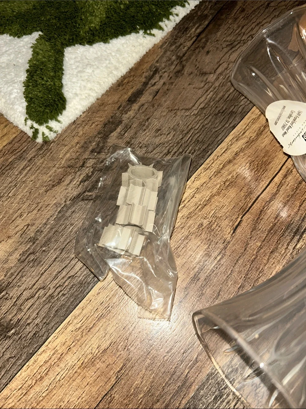 NIB Home Interiors Clear Glass Flower Lantern Shades - Set of 4